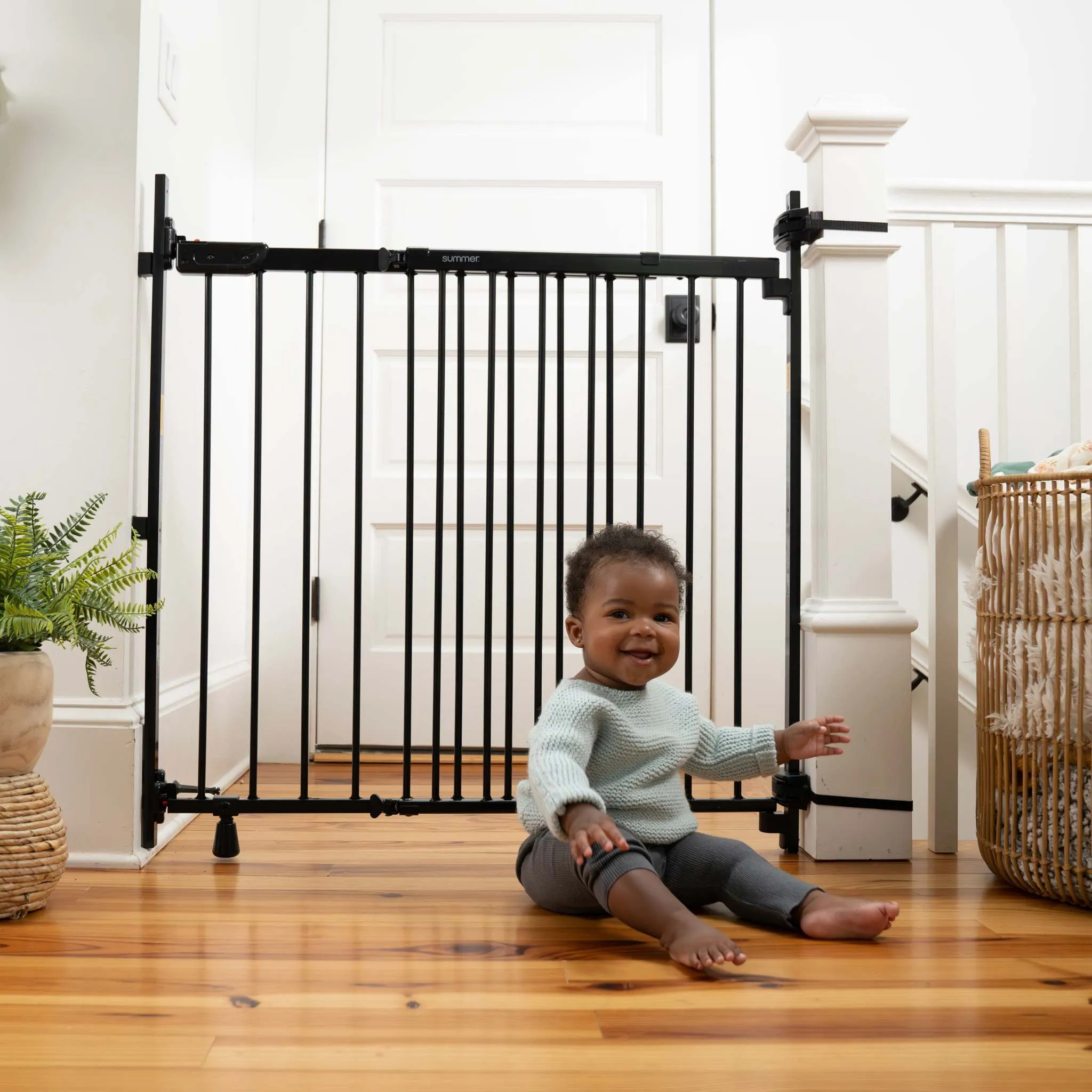 Ingenuity The Stairway  46W Series (Black)
